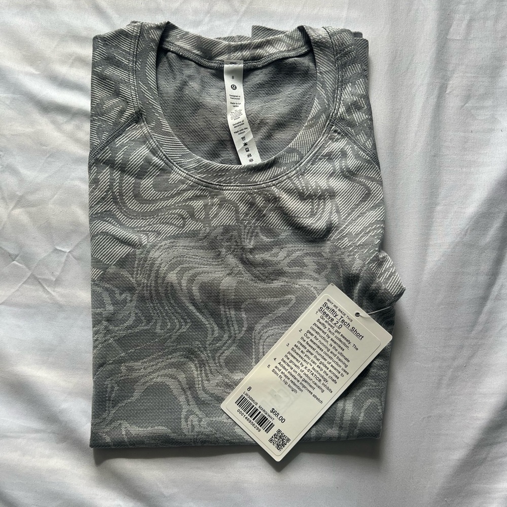Swiftly tech short sleeve 2.0 MXRG/WHT size 8